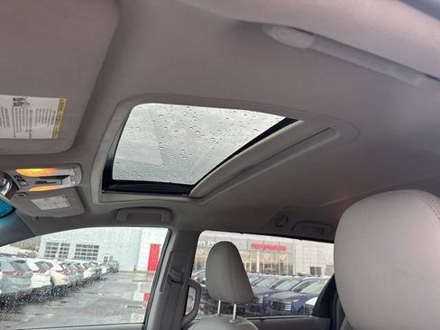 Used 2017 Toyota Sienna XLE w/ XLE Navigation Package image 32