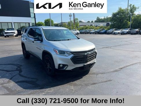 Used 2018 Chevrolet Traverse Premier w/ Redline Edition FWD image 3