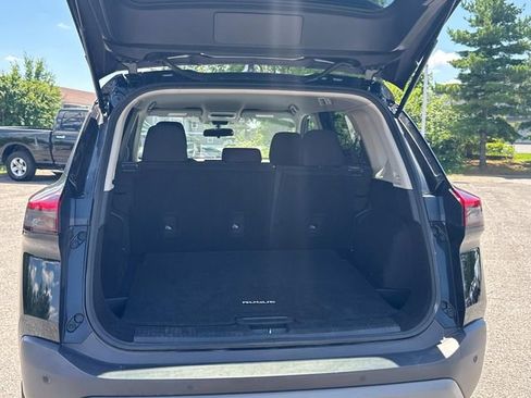 Used 2023 Nissan Rogue S FWD image 13