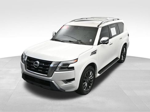 Used 2024 Nissan Armada Platinum w/ Captain's Chairs Package RWD image 34