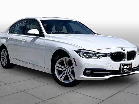 Used 2017 BMW 330i Sedan RWD image 3