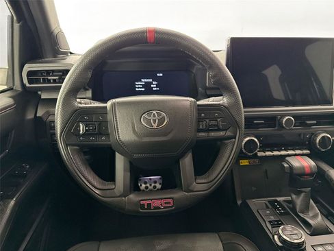 Used 2024 Toyota Tacoma TRD Pro AWD/4WD image 33