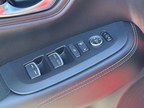 Certified 2025 Honda HR-V Sport image 14