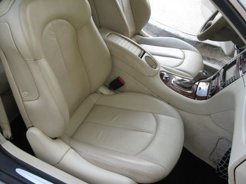 Used 2008 Mercedes-Benz CLK 350 Cabriolet image 26