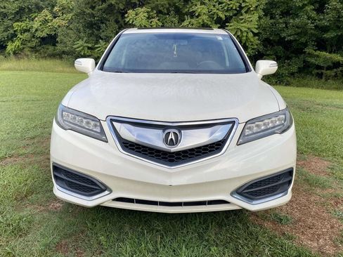 Used 2018 Acura RDX w/ Technology Package FWD image 2