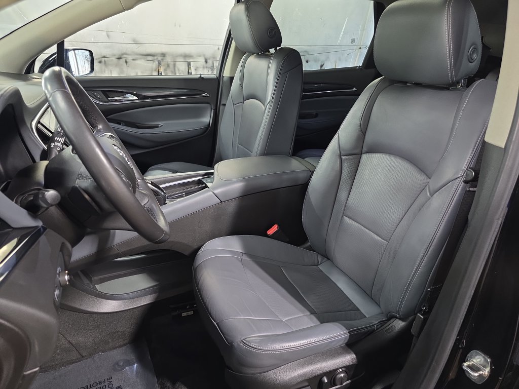 Used 2018 Buick Enclave Essence w/ Trailering Package FWD image 17