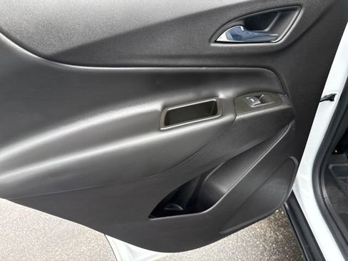 Used 2024 Chevrolet Equinox LT w/ LPO, Floor Liner Package image 16