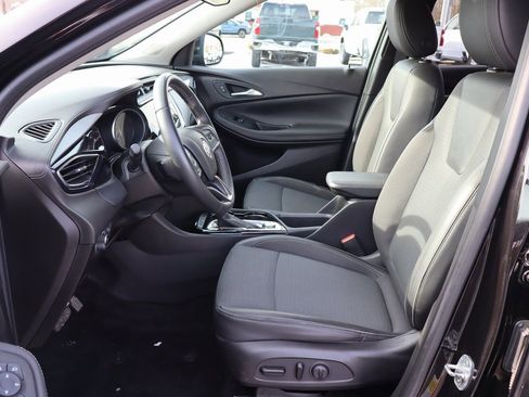 Used 2021 Buick Encore GX Select image 3