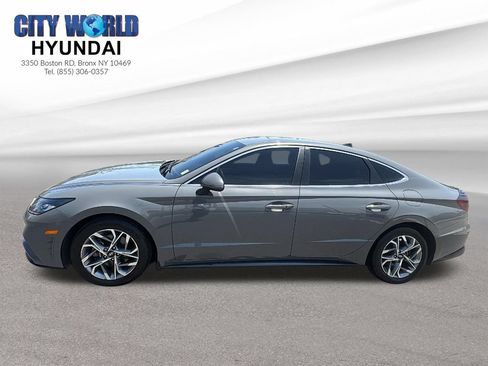 Used 2023 Hyundai Sonata SEL FWD image 2