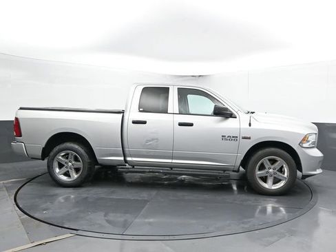 Used 2017 RAM 1500 Express image 11