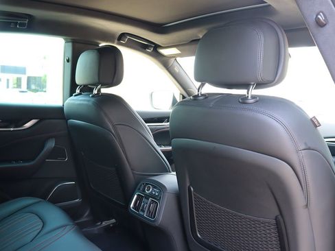 Used 2022 Maserati Levante Modena image 69