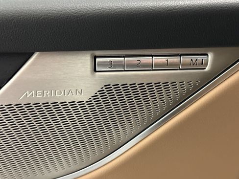 Used 2021 Jaguar F-PACE S image 22