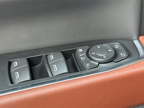 New 2026 GMC Sierra 2500 Denali Ultimate w/ Max Trailering Package image 12