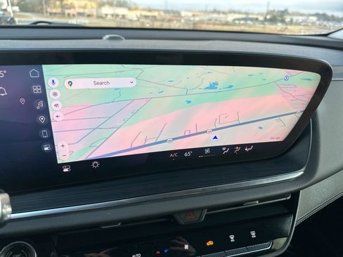 Used 2025 Buick Envision Preferred image 18