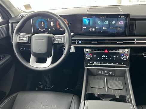 Used 2024 Hyundai Santa Fe SEL image 24