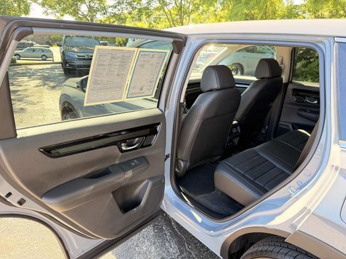 Used 2026 Honda CR-V EX-L image 12