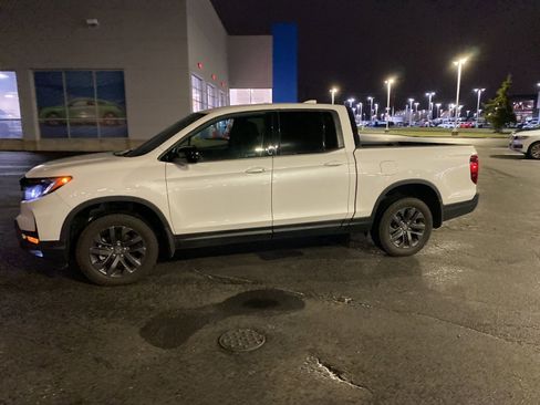 Certified 2024 Honda Ridgeline Sport image 46
