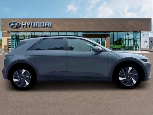New 2026 Hyundai Ioniq 5 SEL AWD/4WD image 9