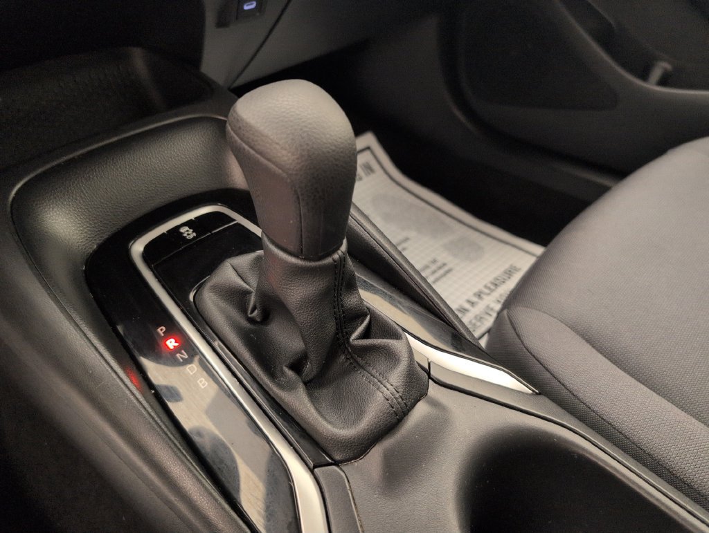 Used 2024 Toyota Corolla LE FWD image 28