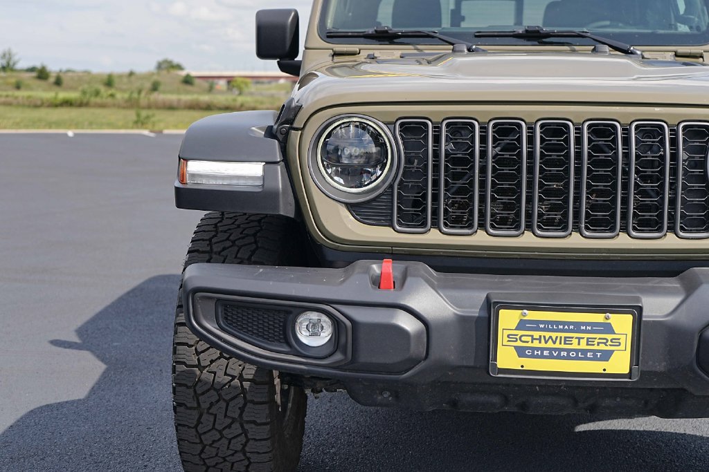 Used 2026 Jeep Gladiator Rubicon AWD/4WD image 4