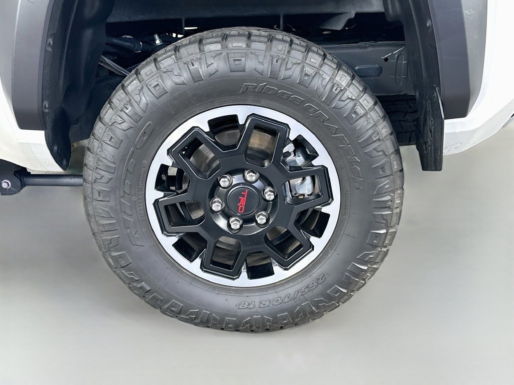 Used 2025 Toyota Tacoma TRD Off-Road w/ TRD Off Road Upgrade Package AWD/4WD image 34