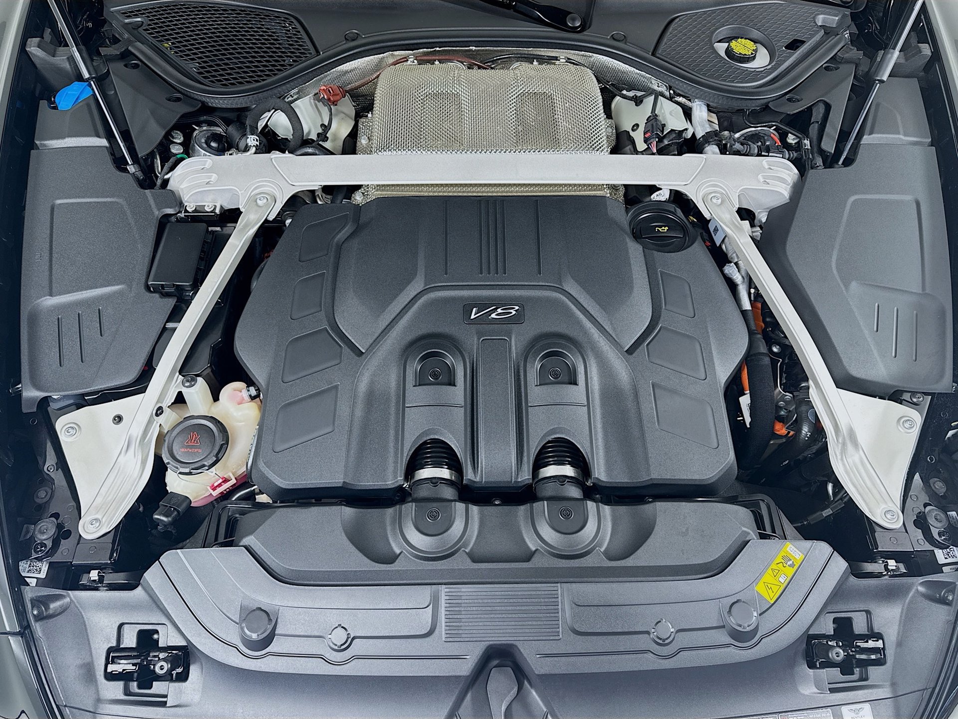 Used 2025 Bentley Continental GT AWD/4WD image 28