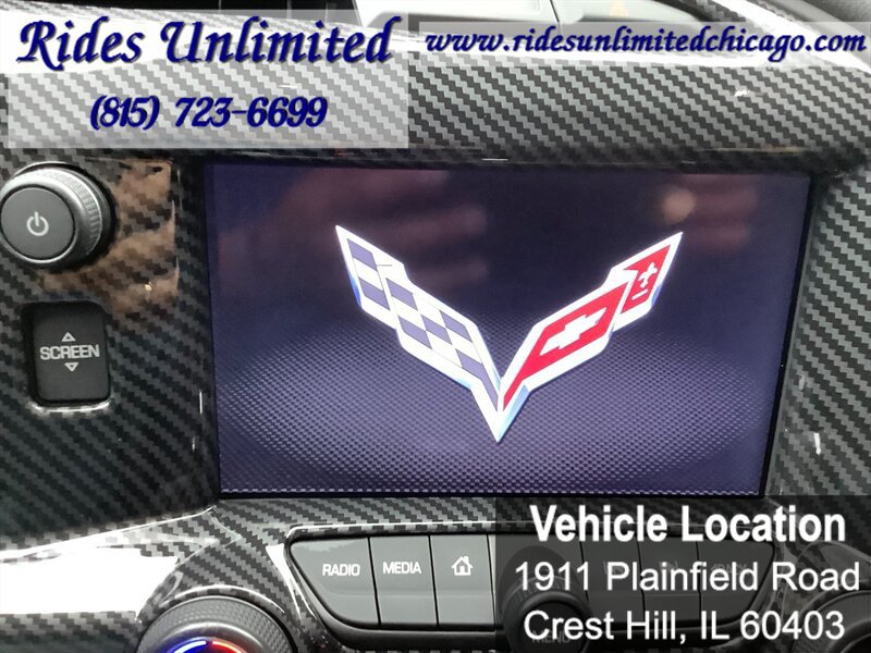 Used 2017 Chevrolet Corvette Z06 w/ Z07 Performance Package RWD image 18