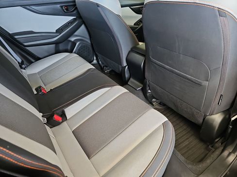 Used 2018 Subaru Crosstrek 2.0i Premium image 14