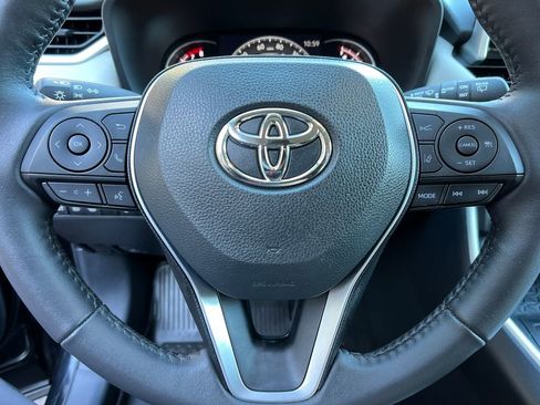 Used 2024 Toyota RAV4 XLE w/ Convenience Package image 14