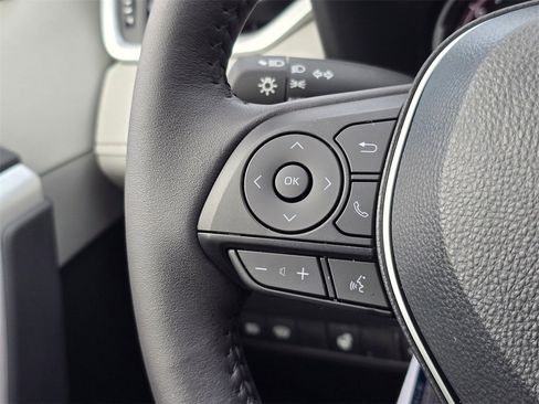 New 2025 Toyota RAV4 XLE image 35