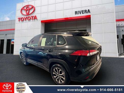 Used 2024 Toyota Corolla Cross AWD Hybrid image 7