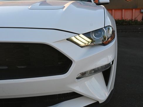 Used 2018 Ford Mustang GT image 5