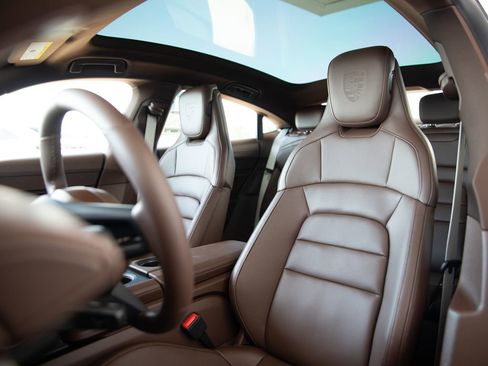 New 2026 Porsche Taycan image 5