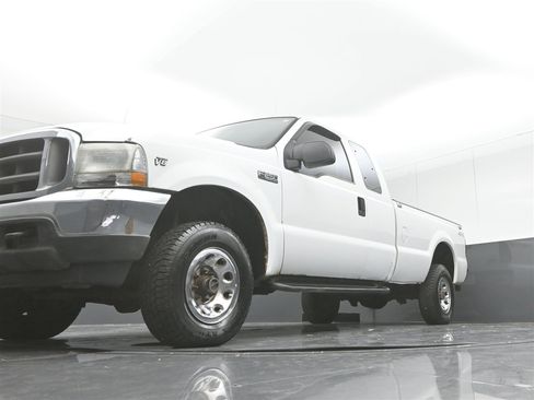 Used 2002 Ford F250 XLT image 26