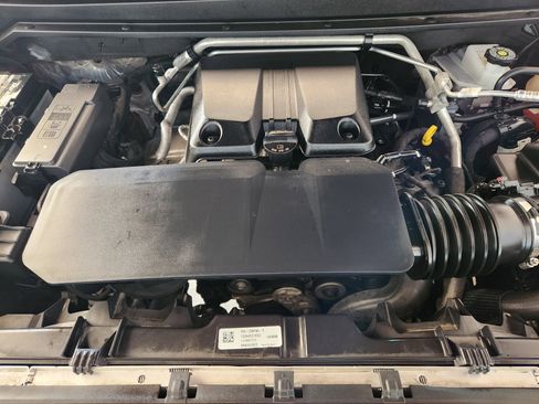 Used 2023 Chevrolet Colorado LT w/ LT Convenience Package III image 34