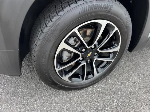 Used 2025 Chevrolet TrailBlazer LT FWD image 10