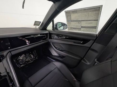New 2026 Porsche Panamera image 23