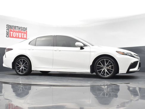 Used 2024 Toyota Camry SE w/ Cold Weather Package AWD/4WD image 29