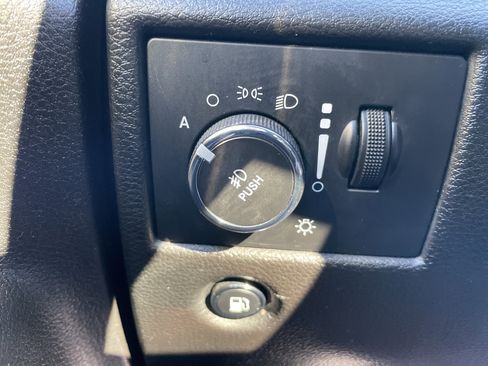 Certified 2021 Jeep Grand Cherokee Limited w/ Luxury Group II image 45