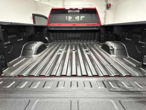 Used 2024 Chevrolet Silverado 3500 High Country w/ High Country Premium Package image 17