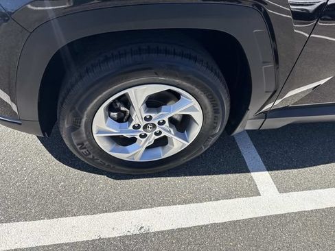 Certified 2022 Hyundai Tucson SEL AWD/4WD image 12