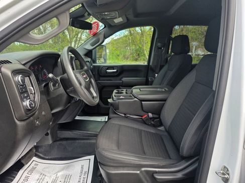 Used 2024 GMC Sierra 2500 Pro w/ Convenience Package AWD/4WD image 18