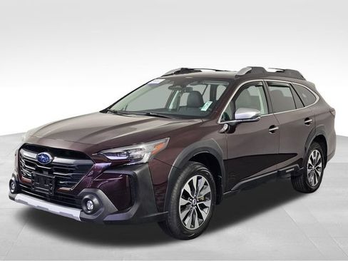 Used 2023 Subaru Outback Touring XT AWD/4WD image 3
