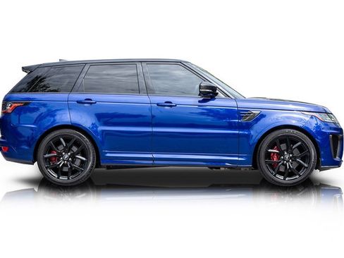 Used 2022 Land Rover Range Rover Sport SVR Carbon Edition AWD/4WD image 2
