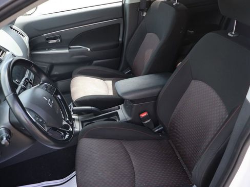 Used 2019 Mitsubishi Outlander Sport SE FWD image 26
