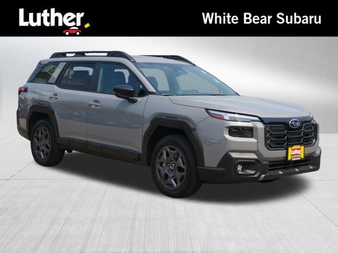 Used 2026 Subaru Outback Premium AWD/4WD image 1