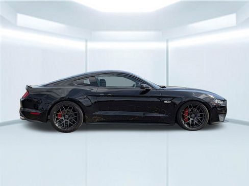 Used 2019 Ford Mustang GT Premium w/ Equipment Group 401A image 8