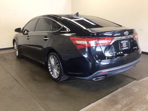 Used 2017 Toyota Avalon Limited FWD image 6