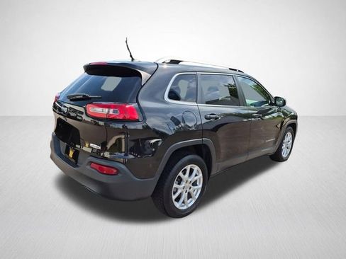 Used 2015 Jeep Cherokee Latitude FWD image 10