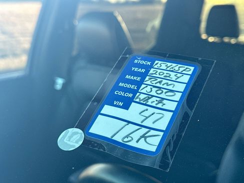 Used 2024 RAM 1500 Limited image 27